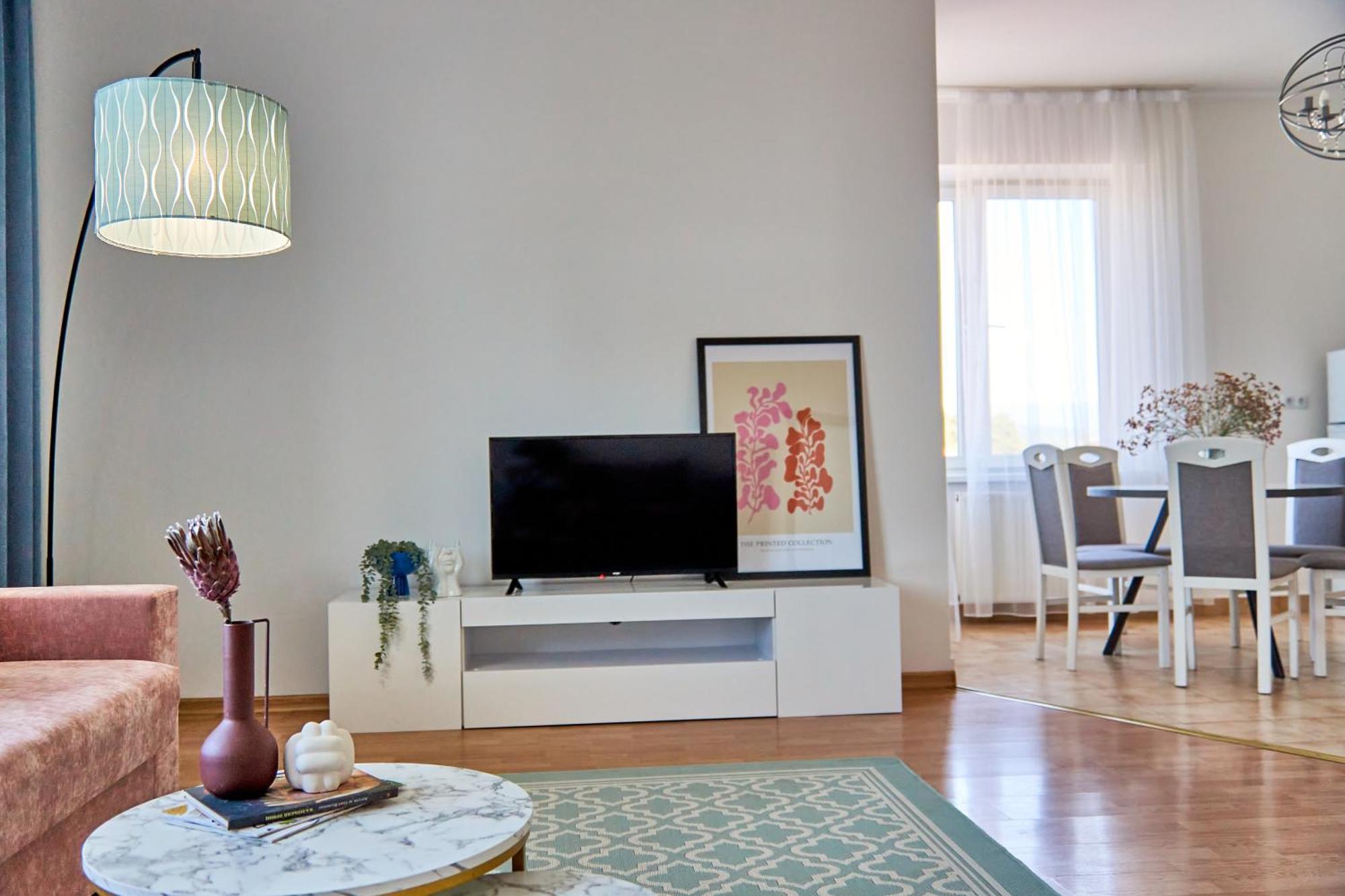 Wonderful Panoramic View Apartment Mukatschewo Exterior foto